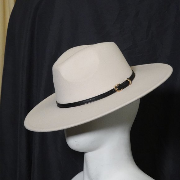 Ivory Fedora with Buckle Band - Picture 3 of 3